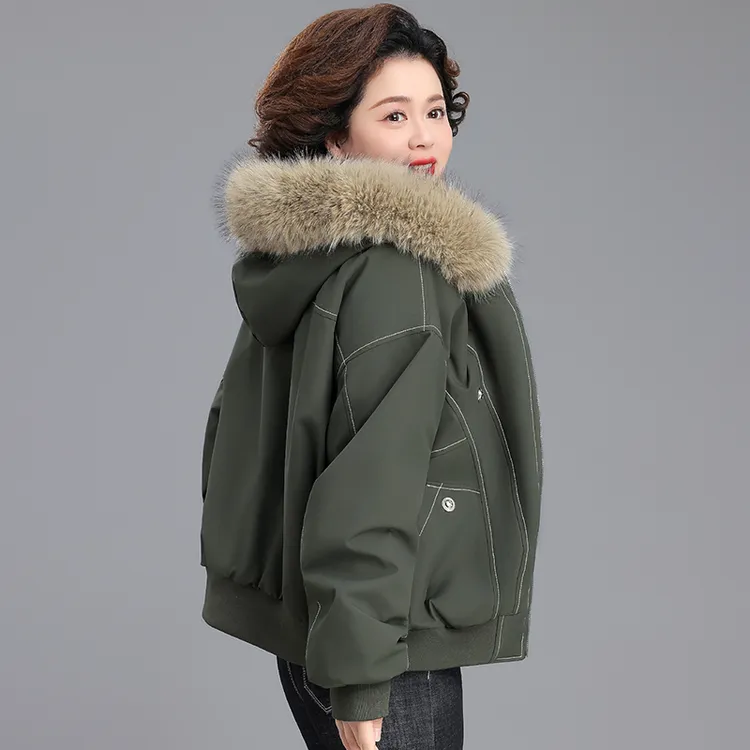 贵夫人妈妈冬装外套加绒加厚品牌中老年人女款棉袄棉服2025新款冬