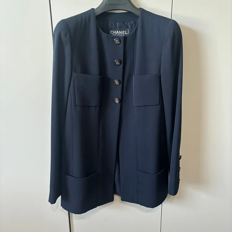 99新 Chanel/香奈儿 38码/chanel香奈儿中古外套/1118