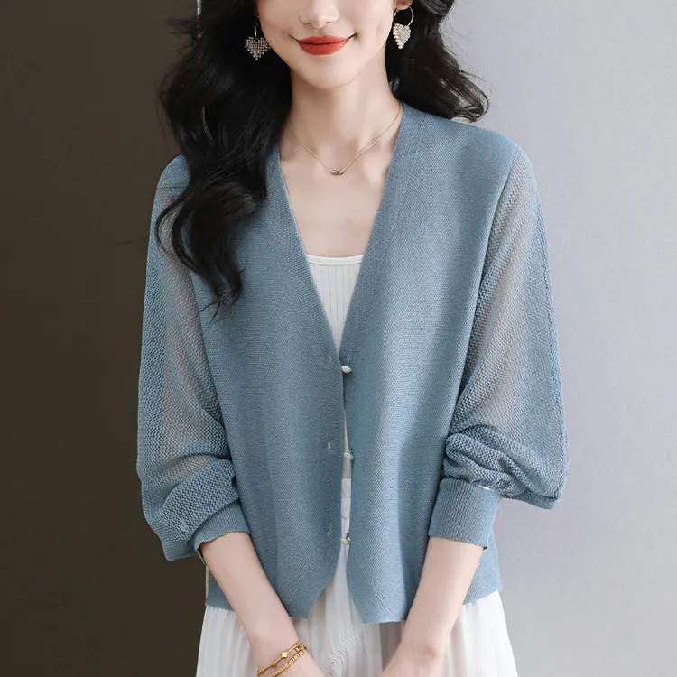 大码针织开衫女夏季薄款镂空防晒衫宽松短款披肩外搭配吊带裙上衣