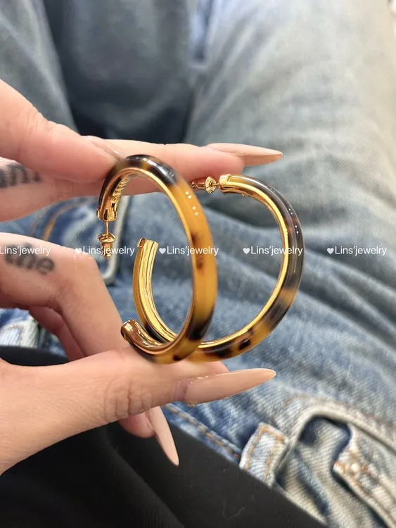 铜合金树脂耳饰 豹纹玳瑁色大圈耳钉~