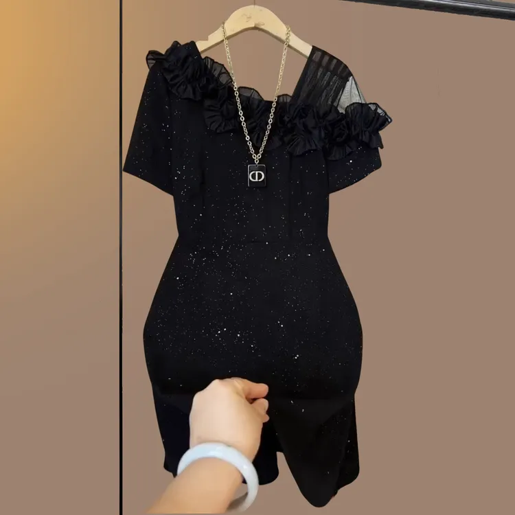 大码女装胖妹妹夏季法式短袖连衣裙斜领高腰甜美风气质显瘦连衣裙