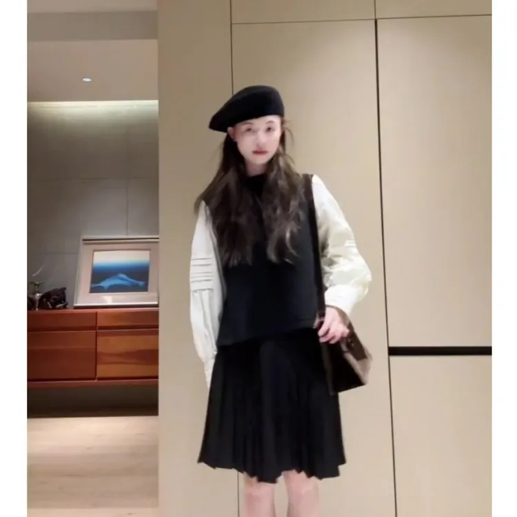 MARIE.COCO秋冬韩系设计感上衣叠穿背心搭百搭半身裙文艺气质套装