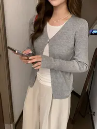 XIANJIE假两件韩系拼色通勤百搭长袖