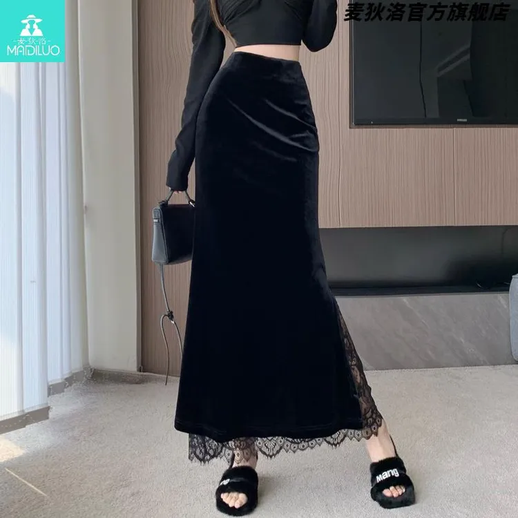 黑色丝绒半身裙女秋季高腰a字裙设计感拼接蕾丝开叉中长款包臀裙