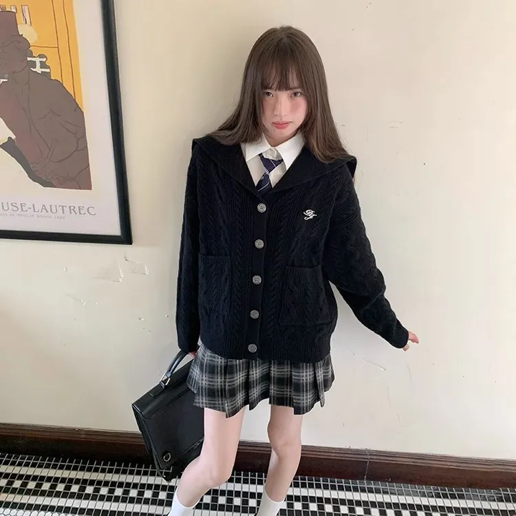 软糯海军领毛衣外套女制服宽松JK学院风秋装针织开衫复古宽松