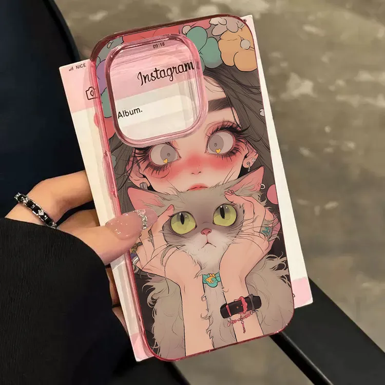 欧克里里动漫猫女大孔适用iPhone16/15promax透蓝14手机壳13/1211