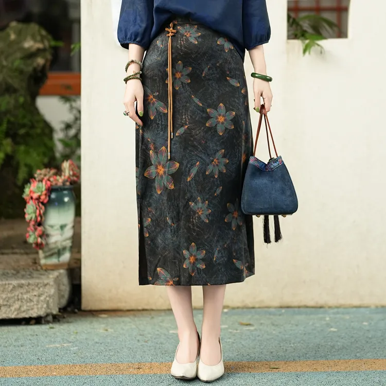 西子/【睡莲】非遗香云纱重磅25姆米桑蚕丝印花A字半裙/BQXS047