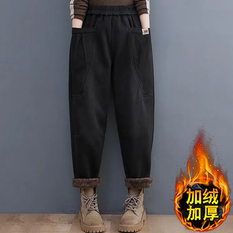 加绒加厚休闲大口袋牛仔裤女冬季妈妈裤子大码百搭宽松老爹哈伦裤