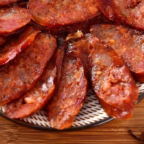 湖北恩施香辣腊肠干货特产烟熏腊肉里脊肉香肠纯肉无添加