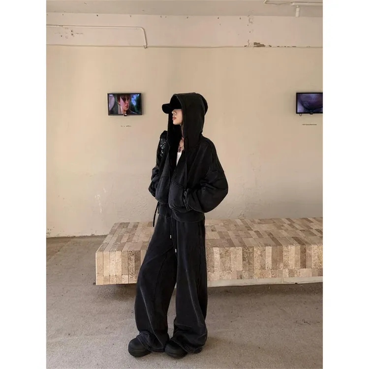 秋冬INS风时尚套装休闲洋气百搭长袖连帽上衣高腰修身显瘦直筒裤