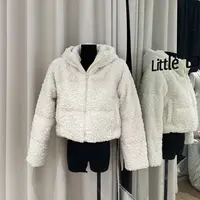 一只雪雪【雪雪自留款】新款秋冬气质可爱减龄胖乎乎白色棉服外套