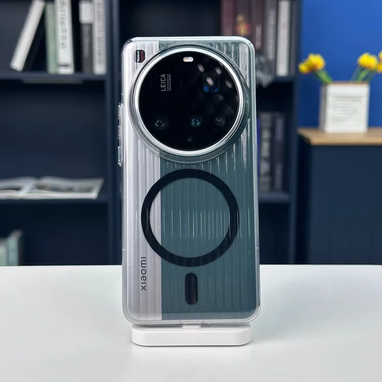 适用小米15ultra瓦楞超薄手机壳磁吸磨砂小米15Pro防摔半透小米14