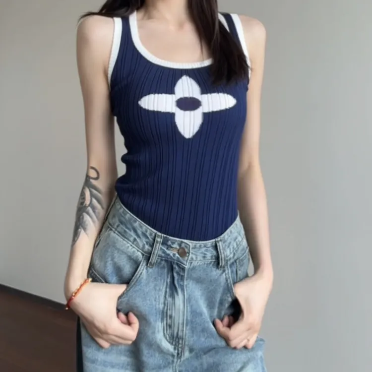 INS风通勤吊带背心女夏季显瘦撞色ins无袖打底辣妹短款针织上衣