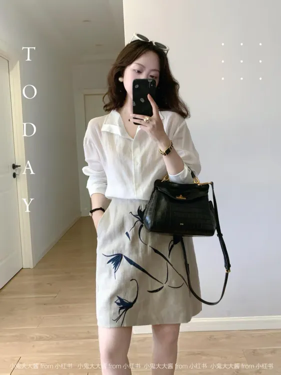2025早秋新款法式高级气质通勤薄款衬衫小众艺术感半身裙两件套装