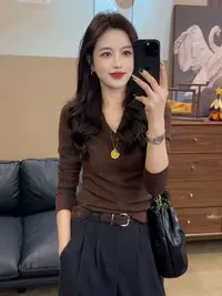 晕染韩版时尚V领长袖T恤女款2025新款洋气减龄宽松百搭休闲上衣
