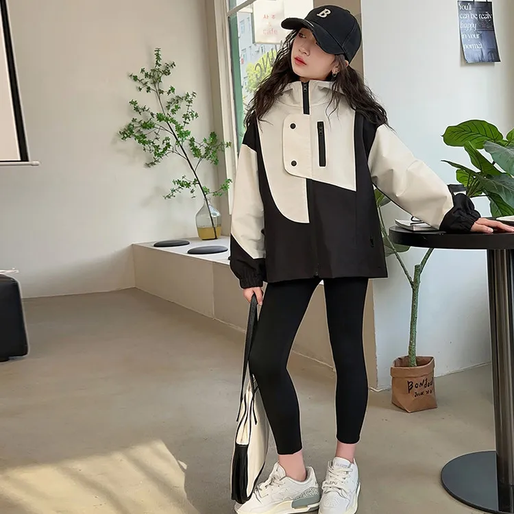 女童外套秋2025新款女大童春秋洋气时髦超好看冲锋衣儿童秋季风衣