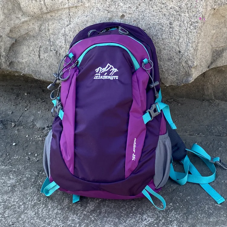 出口小日子专业登山包大容量轻便户外徒步旅游骑行双肩包运动背包