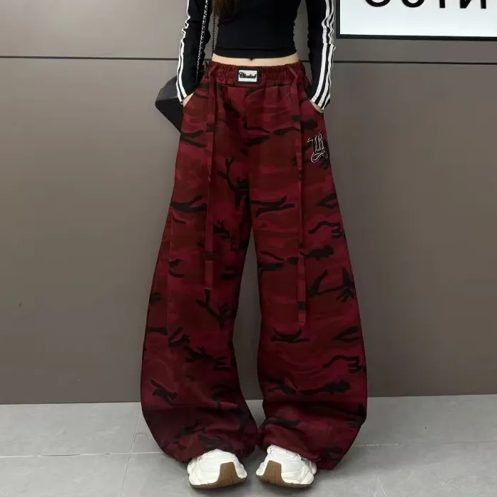 2025春秋新款迷彩裤宽松运动显瘦高腰字母刺绣阔腿弯刀休闲裤女