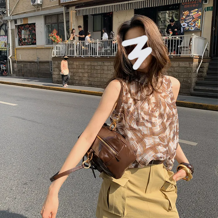 法式气质圆领印花雪纺衬衫女款2025夏季新款独特别致小衫无袖上衣