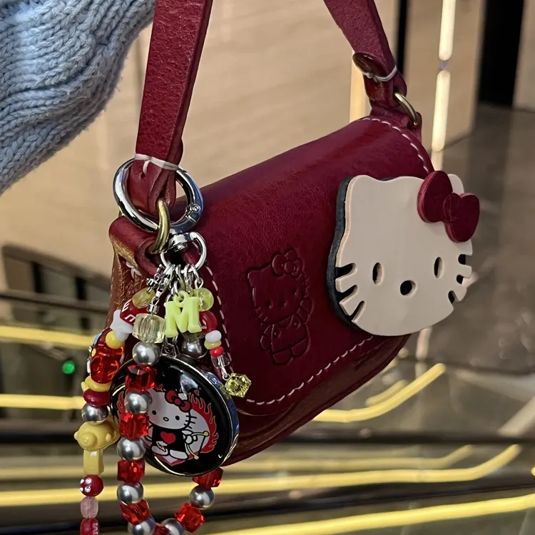 可爱Kitty红色手提小方包包女2025新款卡通迷你零钱包单肩斜挎包