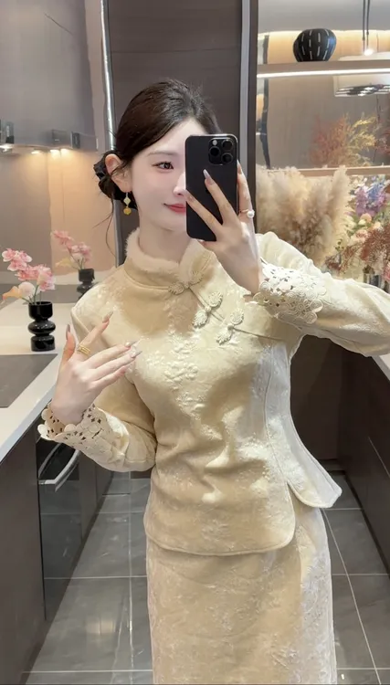 【周粥】【玉翡翠】2025新款新中式立领盘扣提花加绒两件套JJD5TZ6987