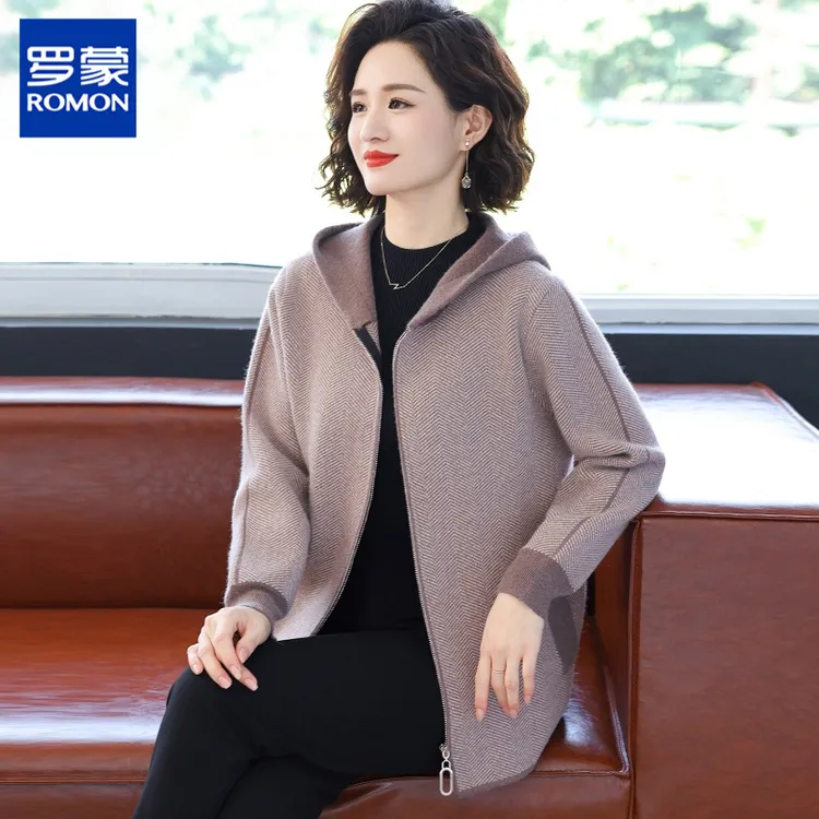 罗蒙妈妈秋装外套洋气高贵短款格子上衣50岁中老年人女春秋冬连帽