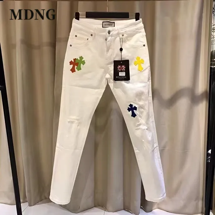 MDNG秋季新款潮牌男士弹力修身纯色十字架刺绣男装时尚轻奢牛仔裤