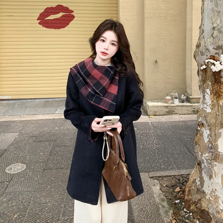 黑色显瘦秋冬设计感双面呢外套女2025新款气质通勤风羊毛短款大衣