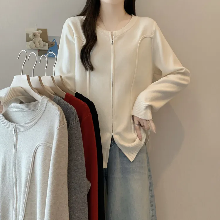 4384大码女装2025秋冬装新款宽松圆领针织衫胖mm加厚拉链毛衣外套