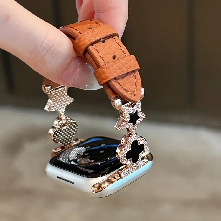 星星四叶草镶钻拼皮质苹果手表表带适用于AppleWatch10iwatch11S9
