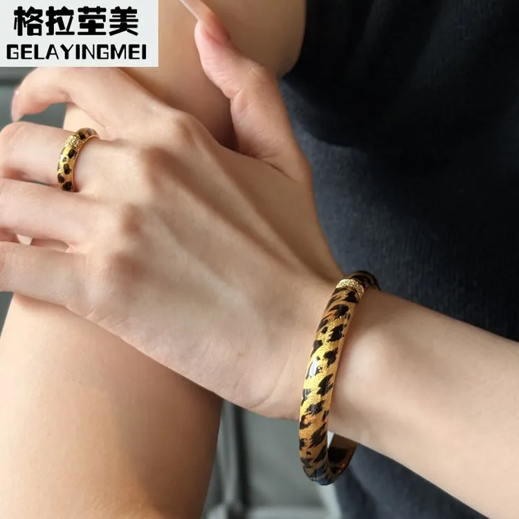格拉茔美5D硬金足金999镶嵌珐琅豹纹泥鳅背黄金手镯新男女款手饰