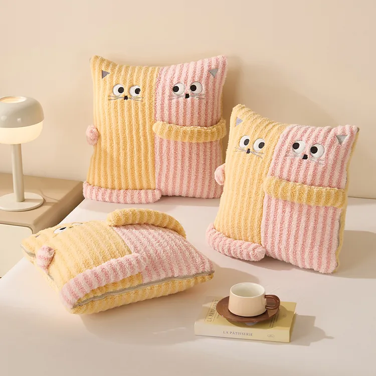 可爱猫抱枕被子两用冬季加厚办公室午睡毯枕头被二合一汽车载靠枕