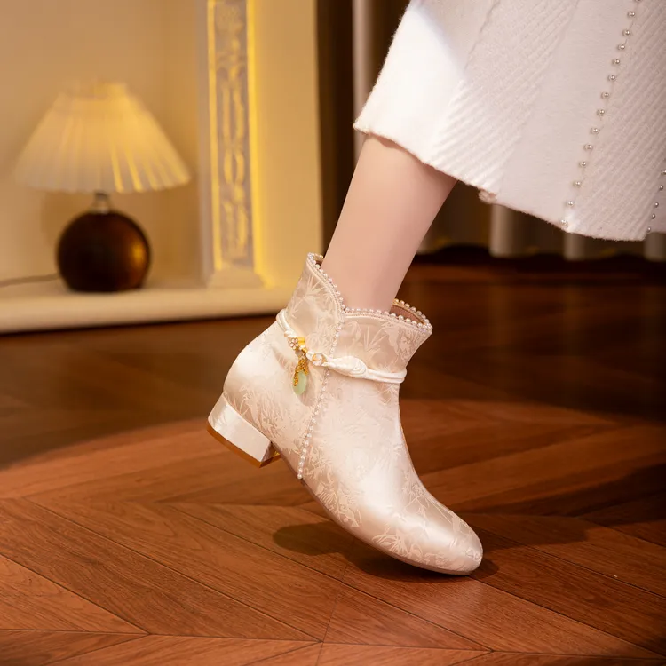 舞绣缘兮桐棉新款上新国风高跟鞋加绒加厚中式刺绣百搭旗袍