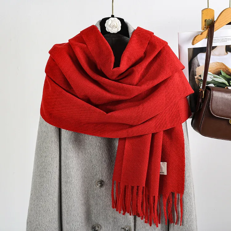 新款大红色羊绒羊毛围巾百搭围脖女秋冬加厚保暖长款披肩两用围