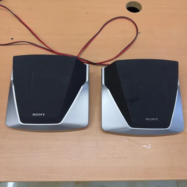8新  二手 sn环绕音箱一对  运费自理不包邮