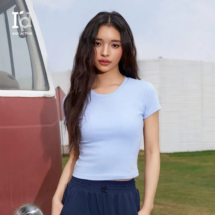 【蚕宝宝】夏季流光风短袖女凉感透气圆领T恤显瘦运动休闲百搭上衣