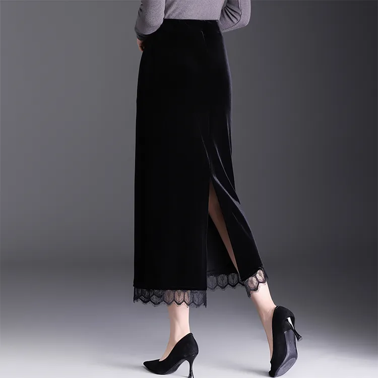 蕾丝花边半身裙金丝绒黑色后开叉包臀裙时尚秋季新款高腰显瘦长裙