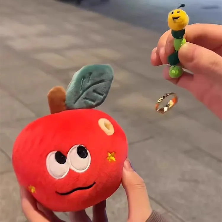 苹果小虫玩偶可爱惊喜红苹果挂件毛绒玩具公仔摆件玩偶女生礼物