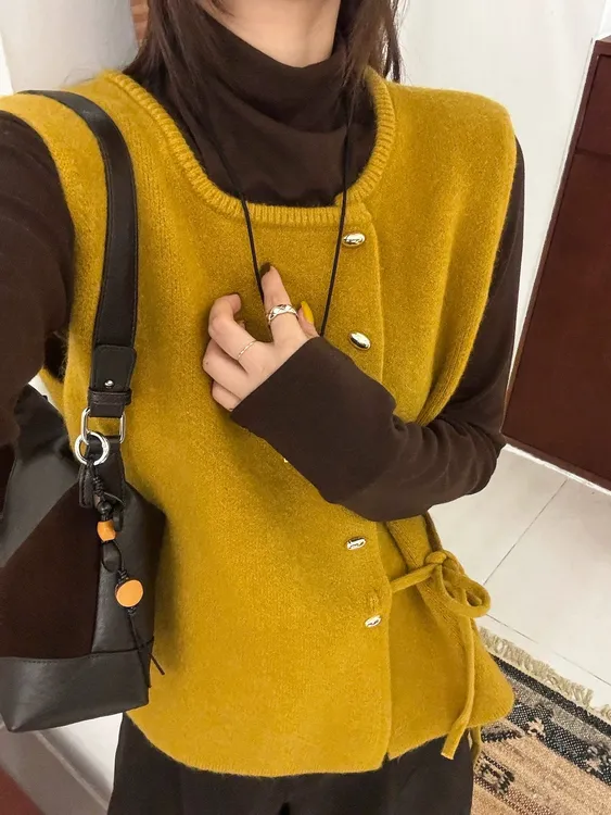2025秋季新款小香风高级感系带针织马甲背心女宽松时尚毛衣外套秋