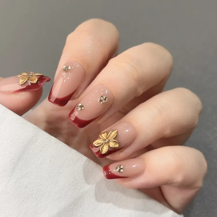 【镜花水月】秋冬显白红色法式金色雕花高级感纯手工穿戴甲