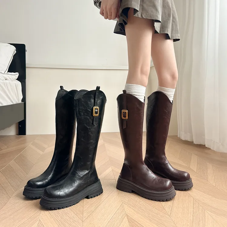 大筒围长筒靴女骑士靴厚底高筒靴显瘦V口长靴粗腿胖mm大码女靴41