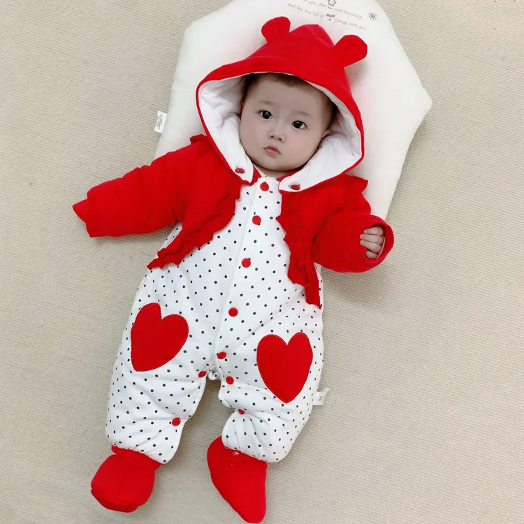 婴儿冬季加厚夹棉新生儿外出棉衣哈衣女宝宝保暖包脚连体衣爬服