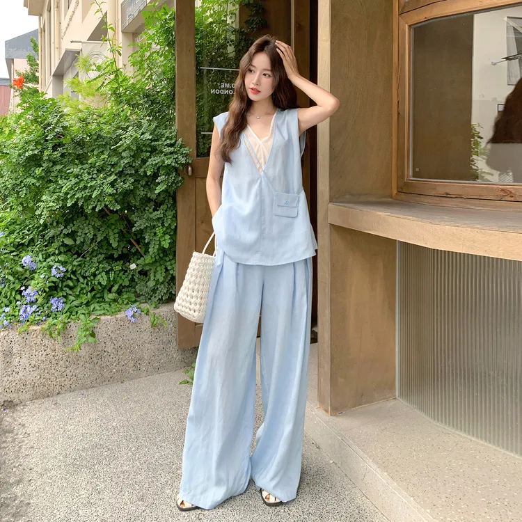 蓝色设计感无袖背心套装女2025夏新款小个子气质减龄阔腿裤两件套