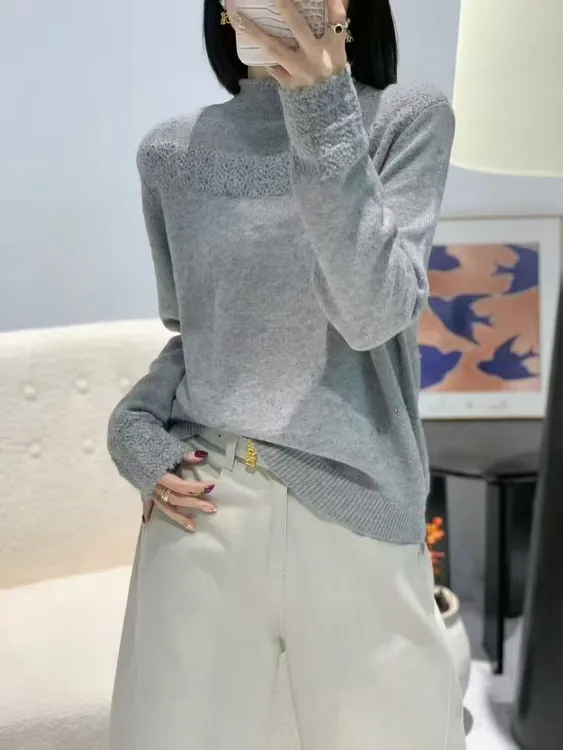 冬季新款时尚烫钻半高领纯色毛衣女洋气套头针织衫内搭打底衫上衣