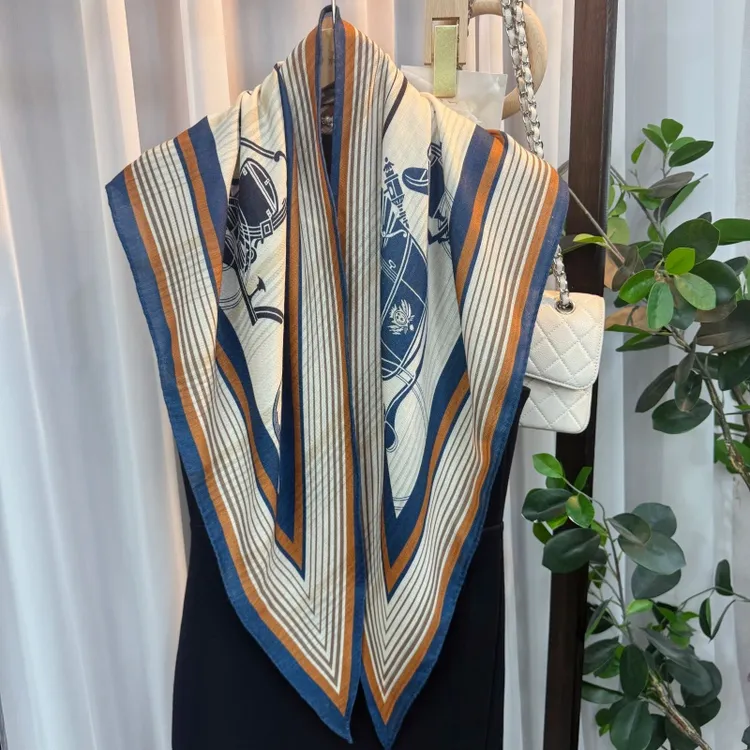 【双面三角巾合集】秋季新款时尚百搭围巾系腰旅行拍照外搭披肩