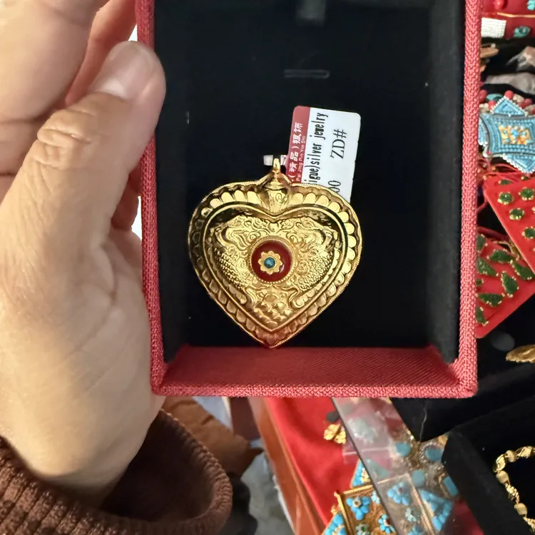吊坠925银琉璃 银镀金的爱心项链金色