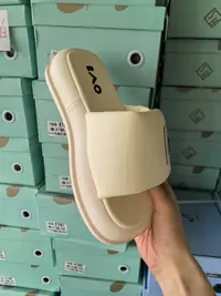 《咩咩》休闲时尚女鞋434号