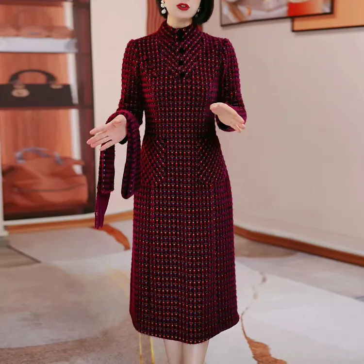 2025秋冬季妈妈加厚复古连衣裙高档中长裙高级感时尚显瘦气质裙子