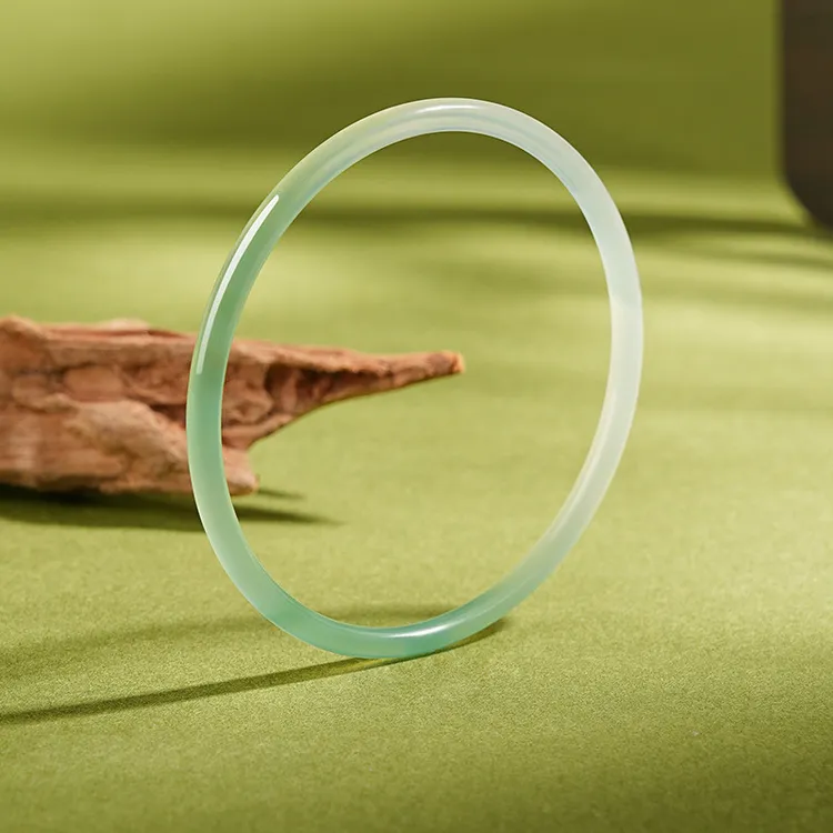 半山半水叮当4mm玉髓玛瑙古风轻奢少女镯高冰送妈妈多样性发一