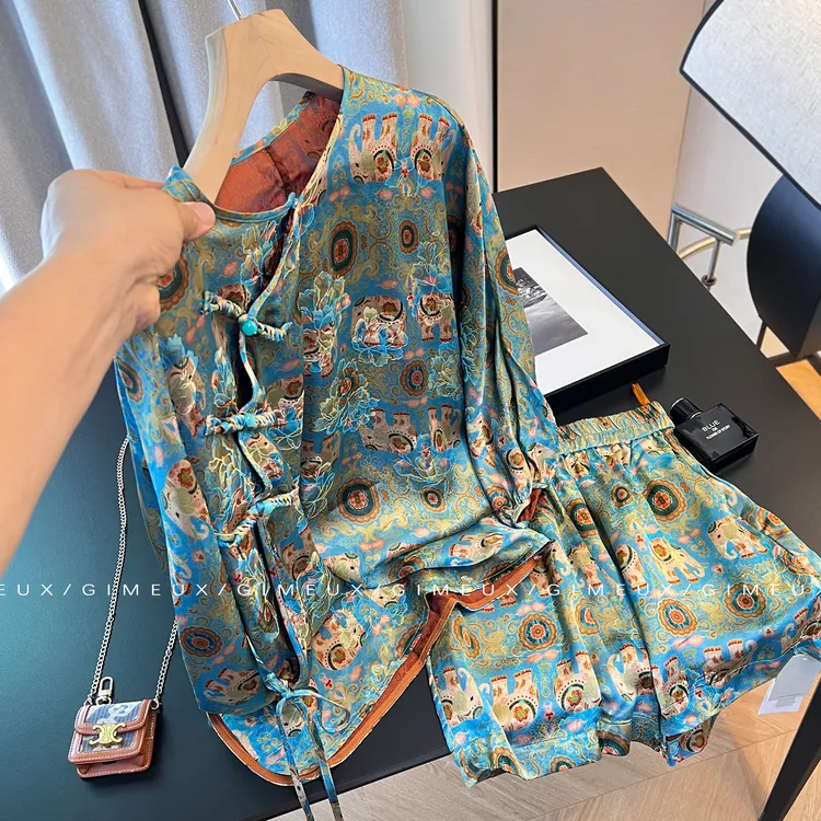 国风新中式复古长袖套装女2025夏季新款小象印花斜襟上衣高腰短裤